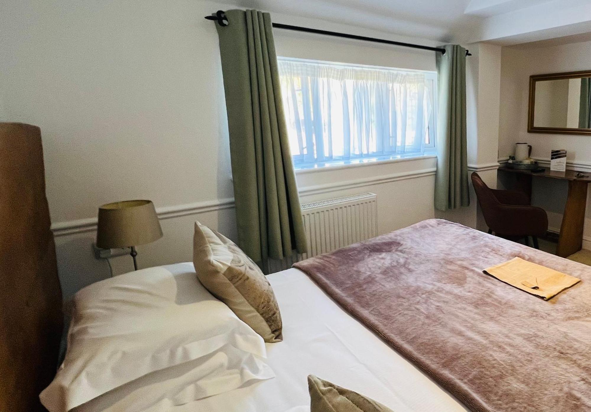 Cottage Lodge Hotel Brockenhurst Eksteriør billede